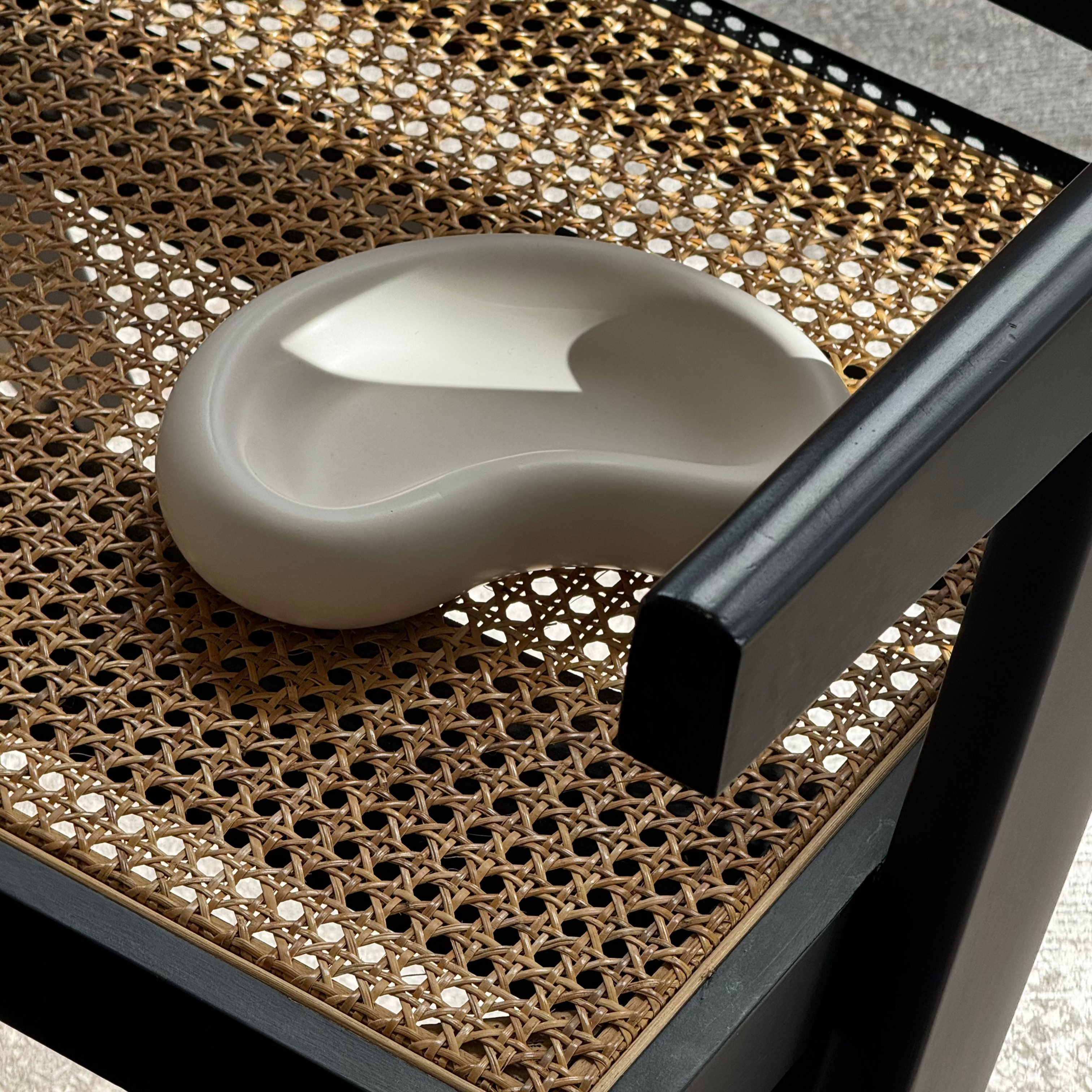 THE MOON TRAY