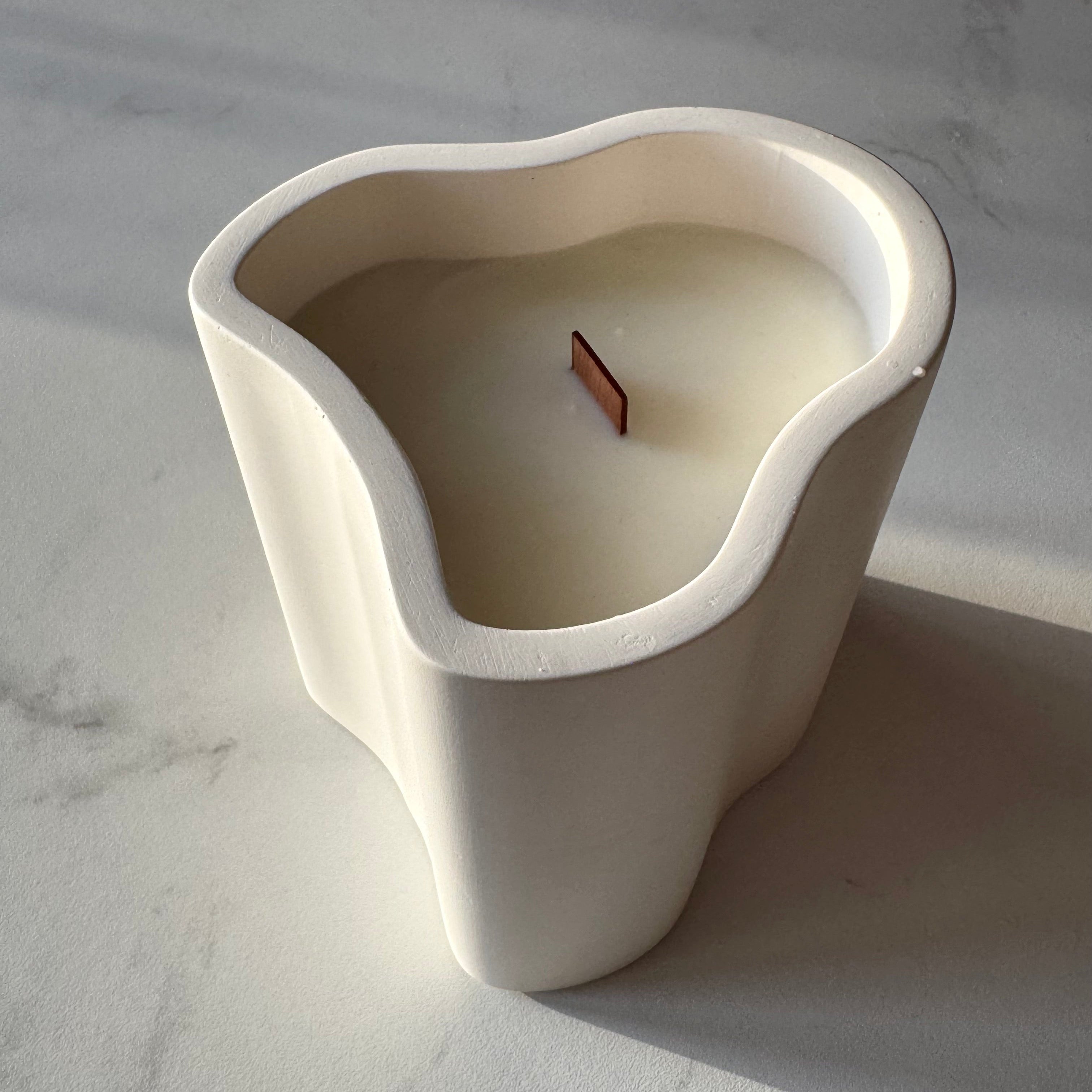 ALUNA CANDLE